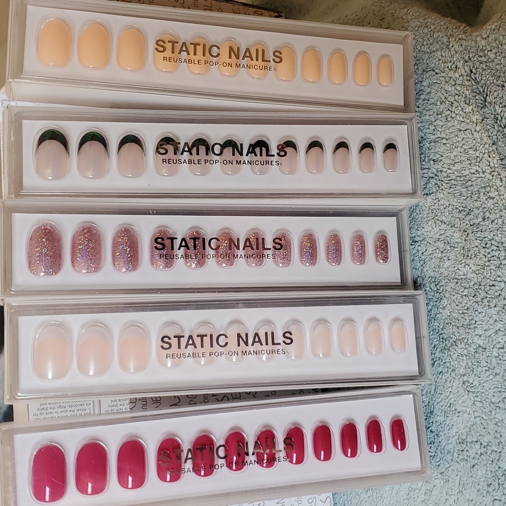 Static Nails